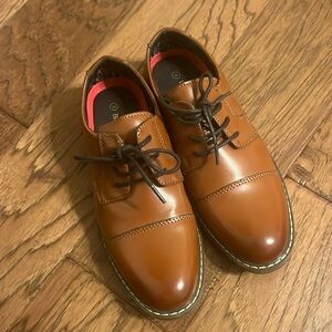 Boys lace up dress shoes